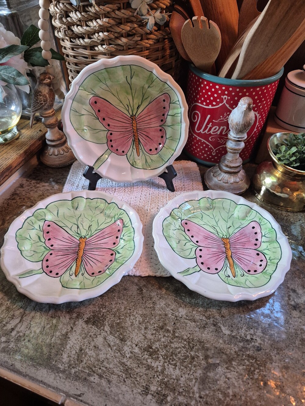 3pc. Vintage Italian Pink Butterfly Pottery Plates Set Made In Italy